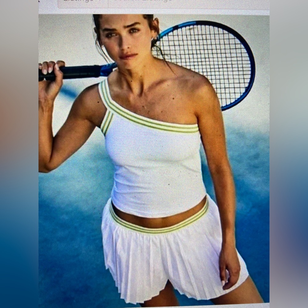 ISO FREE PEOPLE ZEPHYR Zephyr Set!!
